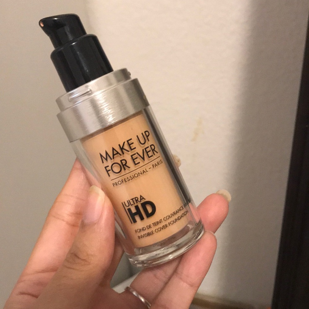 Makeup forever ultra HD foundation